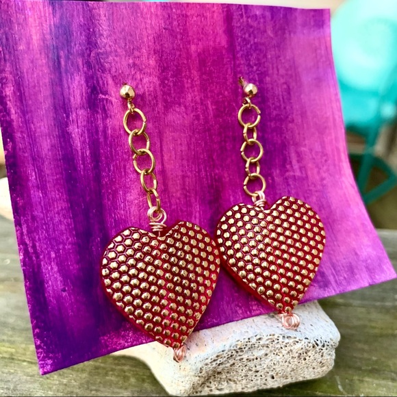 Handmade pink heart dangle earrings - Picture 2 of 6